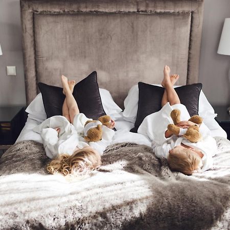 St. Petersbourg Hotel - Small Luxury Hotels Of The World ทาลลินน์ ภายนอก รูปภาพ