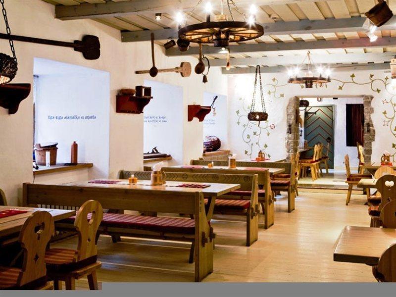 St. Petersbourg Hotel - Small Luxury Hotels Of The World ทาลลินน์ ภายนอก รูปภาพ