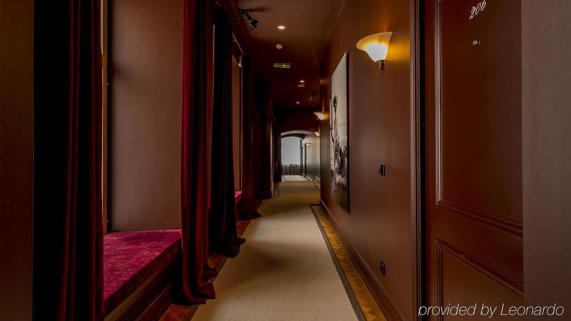 St. Petersbourg Hotel - Small Luxury Hotels Of The World ทาลลินน์ ภายนอก รูปภาพ